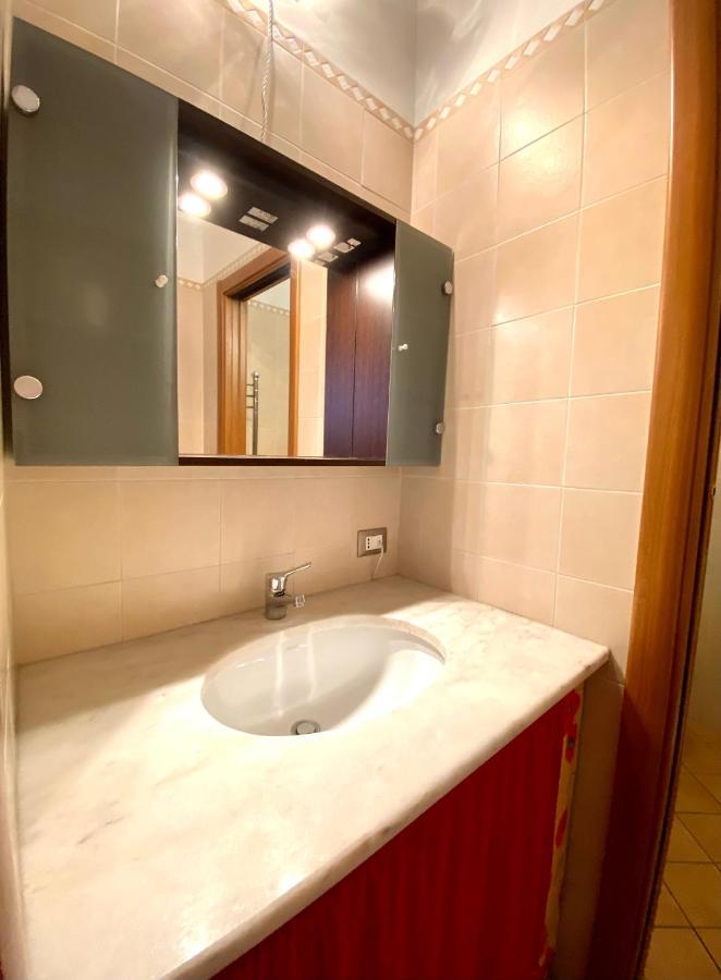 Elegante Appartamento In Centro Palermo Eksteriør billede