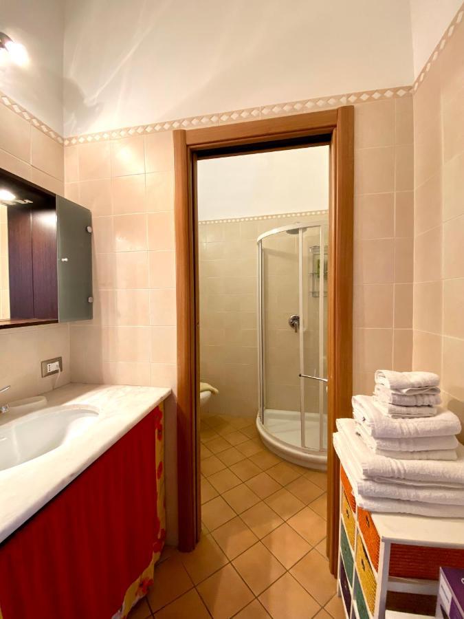 Elegante Appartamento In Centro Palermo Eksteriør billede