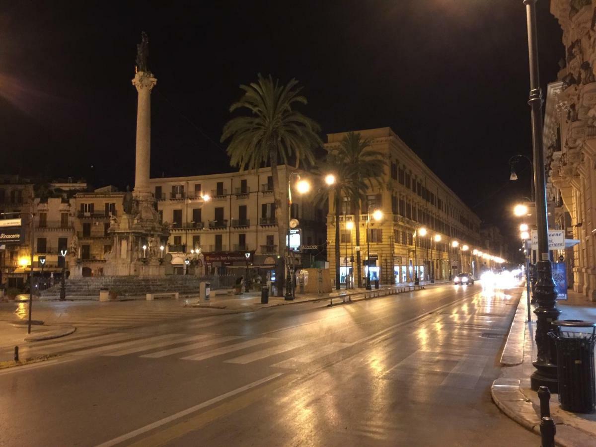 Elegante Appartamento In Centro Palermo Eksteriør billede